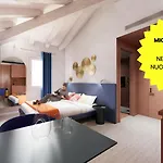 Michelangelo House, Your Personal * Mestre